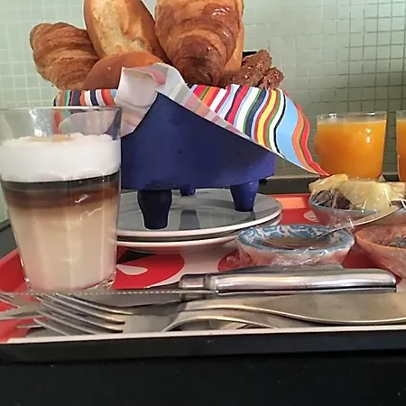 Alojamento de Acomodação e Pequeno-almoço Ineke 4*