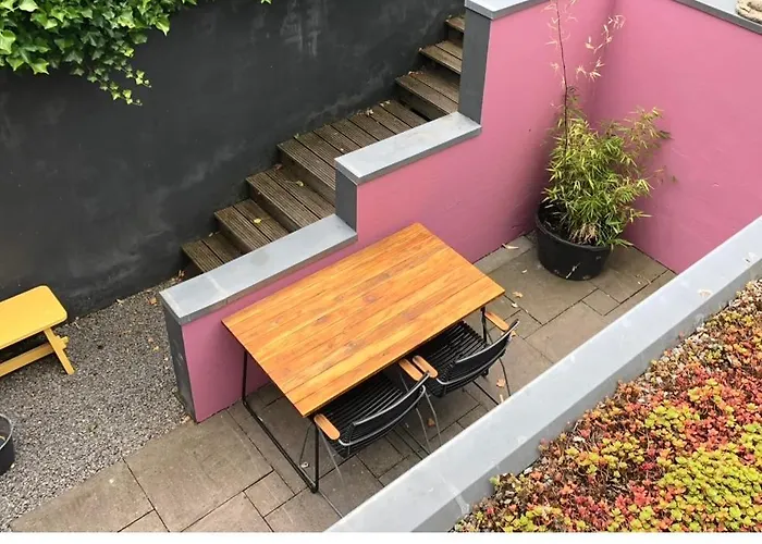 Ineke Bed & Breakfast 4*