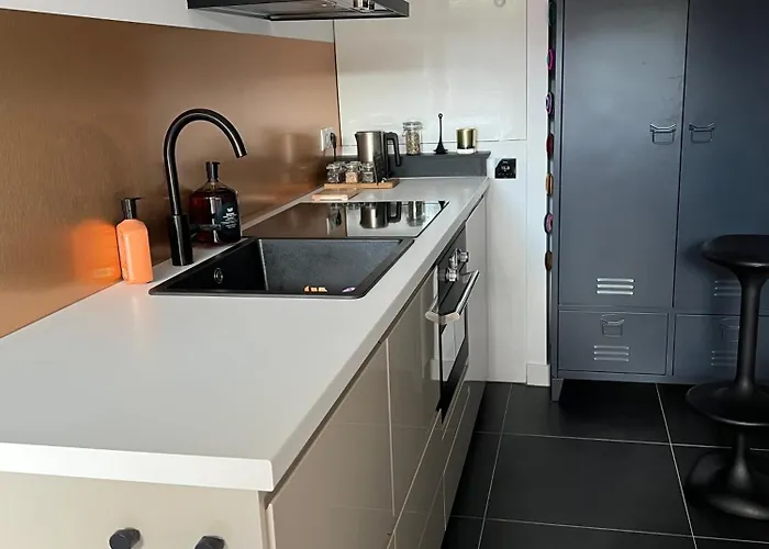 فندق مبيت وإفطار Ineke 4*